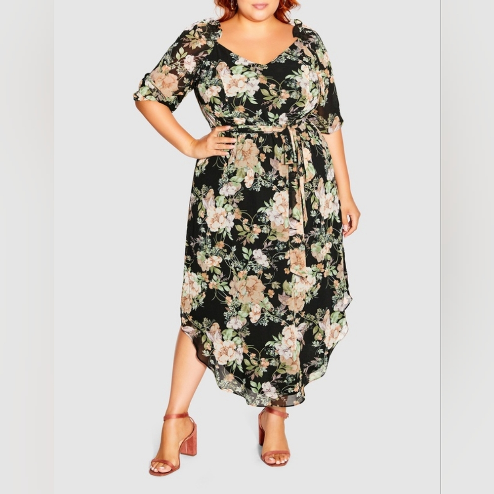 City chic Iconic Abby Dress. Victorian floral size New in package